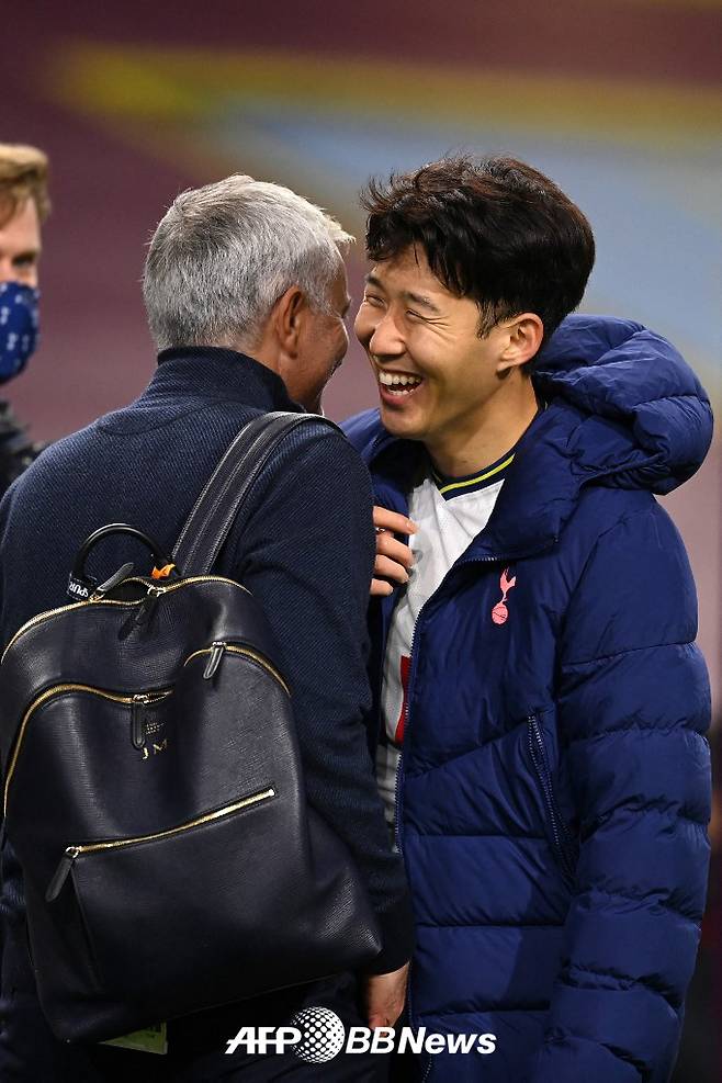 '옛 제자' 손흥민 콕 집어 언급한 무리뉴