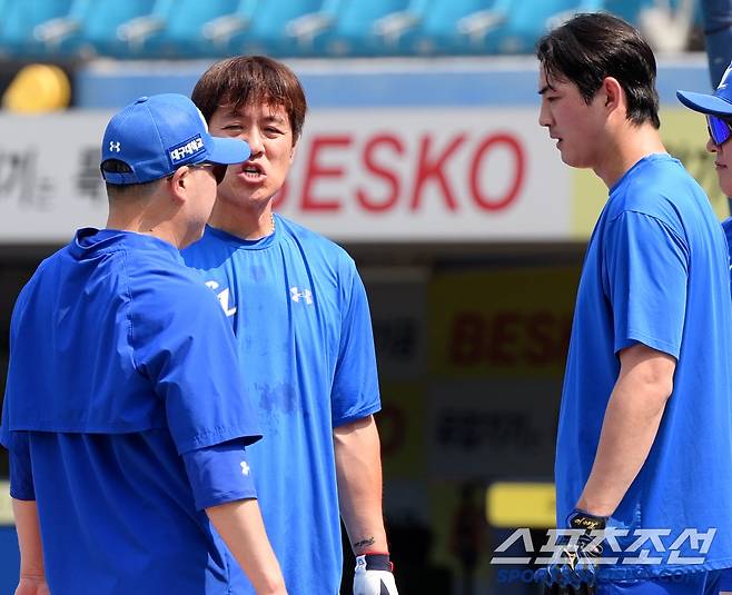 49세 투수 박진만의 200구 투혼, 오직 두 사람만을 위해서 던졌다 [대구 현장]