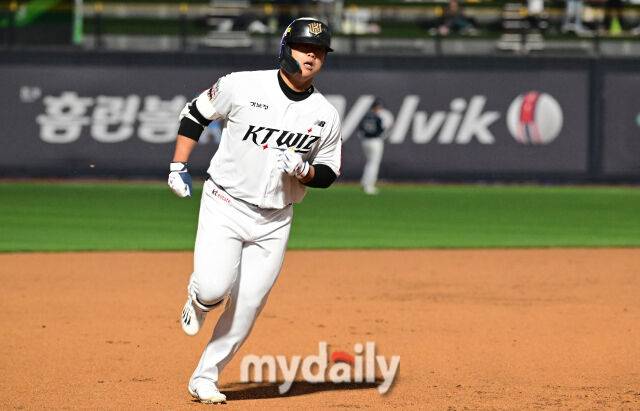 '이럴수가' 강백호, 우측 발목 인대 파열 '날벼락'…전반기 사실상 아웃,