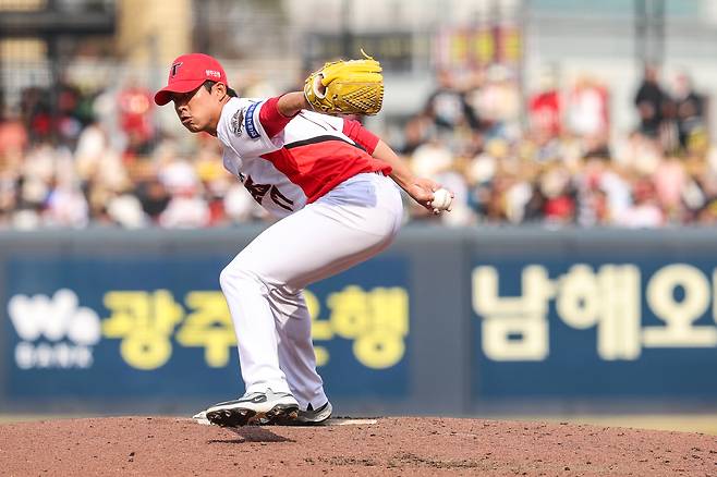 ‘쾅쾅쾅’ 홈런 3방 맞고 4실점, 퓨처스에서도 와르르…부진 길어지는 15억 사이드암, ‘불펜난’ KIA 근심 더 깊어진다