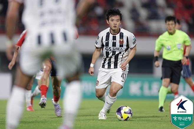 “경기력 좋을 땐 비겼고, 오늘처럼 안 좋을 땐 이겼다” 김기동 감독도 축구가 어렵다 [MK인터뷰]