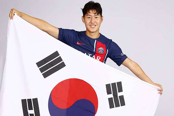 韓축구 경사! “이강인은 핵심, 맨체스터 유나이티드가 영입 착수”
