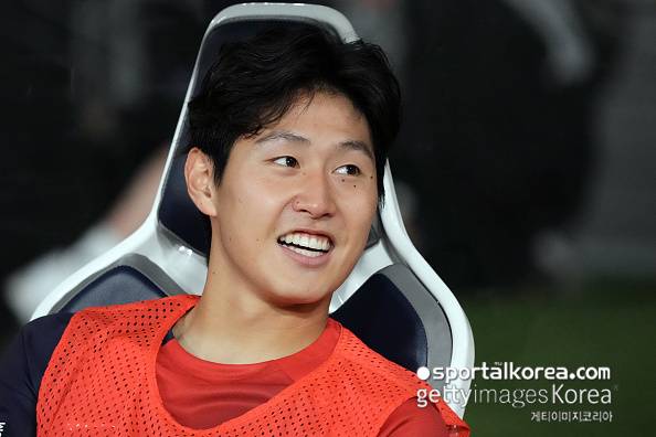 '파격!' 이강인, 재계약 거절→맨체스터 유나이티드, 강력 러브콜, 진정한 박지성 후배 되나...'PSG, 떠날 가능성, 여러 구단이 주시'