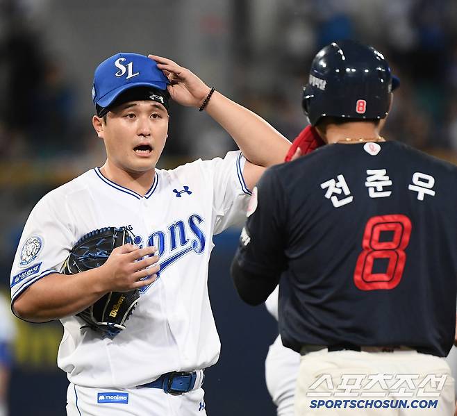 '2연속 충돌' 전준우-최원태, 사상 초유의 '벤클 재발' 일촉즉발 위기에 라팍 술렁 [대구 현장]