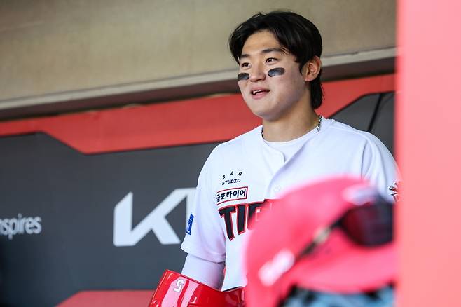 쓰러진 KIA 김도영 부상 미스터리 '대체 왜...' 이대호 스트레칭 언급했던 야신 발언 '주목'