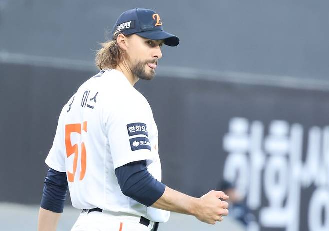 '대전 예수' 내세우고도 역전패 당한 한화, '몬스터' 앞세워 선두와 격차 좁힌다