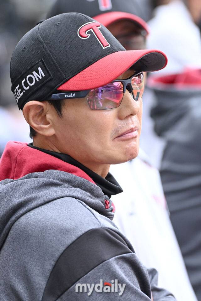 류현진 넘고 '국보'까지 소환한 역대급 '효자 외인'…'적장' 염갈량이 보낸 찬사
