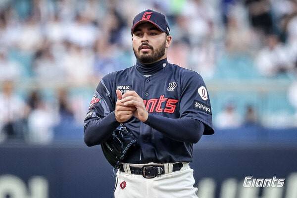 '내가 그립니' 롯데가 재계약 포기한 '前 KBO 에이스' 윌커슨, 7이닝 3실점 호투...AAA서 4승 1패로 순항