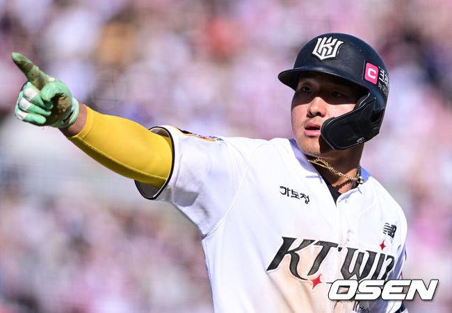 “이러다 WBC 가는 거 아냐?” 장외 만루홈런 대폭발→장타율 6할 돌파. 한국의 트라웃, 신인왕+국대 동시에 넘본다