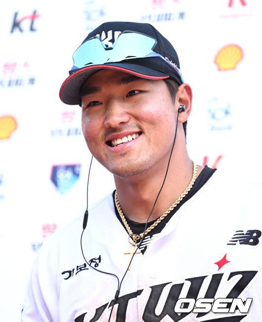 “이러다 WBC 가는 거 아냐?” 장외 만루홈런 대폭발→장타율 6할 돌파. 한국의 트라웃, 신인왕+국대 동시에 넘본다