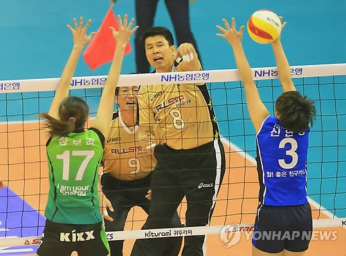 ‘돌고래 스파이커’ 장윤창 별세···아들 장민국 프로농구 우승 후 비보