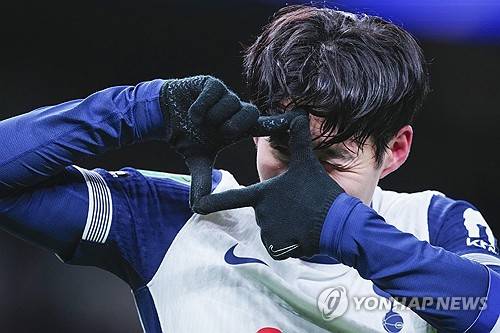 대충격! 손흥민 잔류 원하는데…토트넘, 사우디에 900억 요구→SON 10년 헌신 와르르