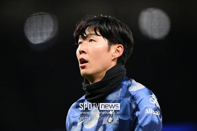 손흥민, 1876억 돈방석 물거품 위기...'SON날두' 후계자 자리 사라질까→