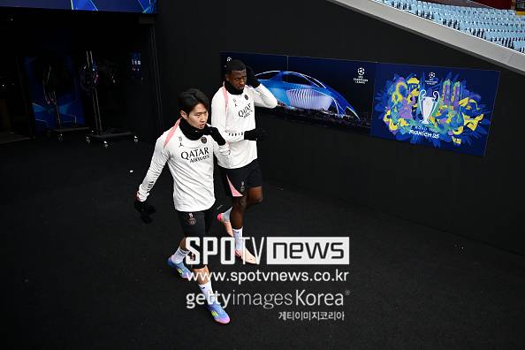 [오피셜] 韓 역사 경신 준비 끝…PSG 공식발표