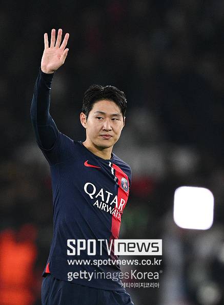 [오피셜] 韓 역사 경신 준비 끝…PSG 공식발표