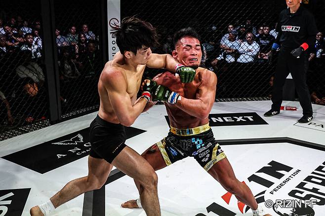 [라이진] '한국 격투기 신성' 지혁민 사고쳤다, 일본 최강 레슬러 TKO 격파…팀 코리아, 팀 라이진에 4-5 석패 (종합)