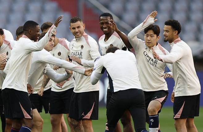 '제발 5분만이라도…' UCL 결승전 앞둔 이강인, 경기 출전여부에 초관심. '진짜' 한국축구사상 첫 트레블 주인공 될까