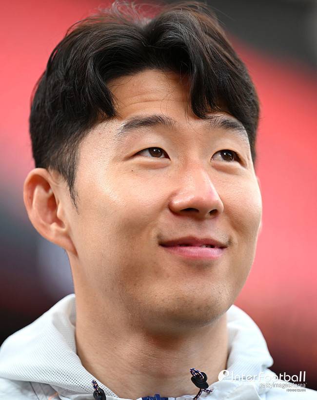 토트넘 충격적 결정? '17년 무관' 끊은 손흥민 사우디에 현금화...