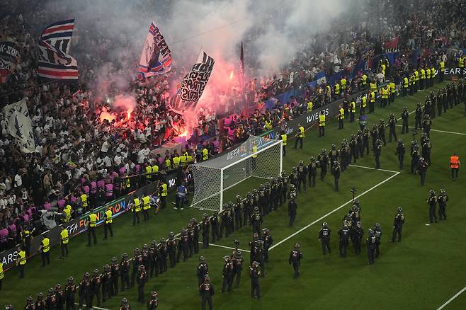 ‘벤치의 아쉬움’ 이강인, 하지만···네이마르·음바페·메시도 못했던 첫 우승! PSG, 인테르 5-0 대파, 첫 UCL 정상![UCL 결승]