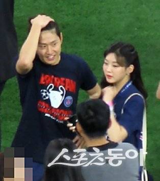 세리머니에 항상 진심인 ‘트로피왕’ 이강인, 연애도 당당하게 [SD 뮌헨 라이브]