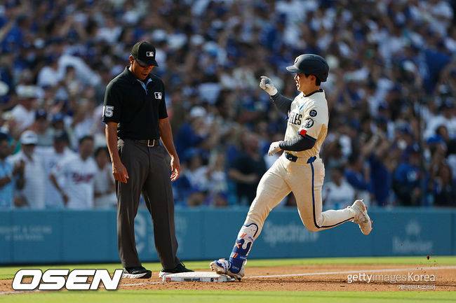‘데뷔 첫 4안타 폭발!’ 김혜성, 볼넷→홈런→안타→안타→2루타 맹활약…타율 .422 고공행진 (4보)
