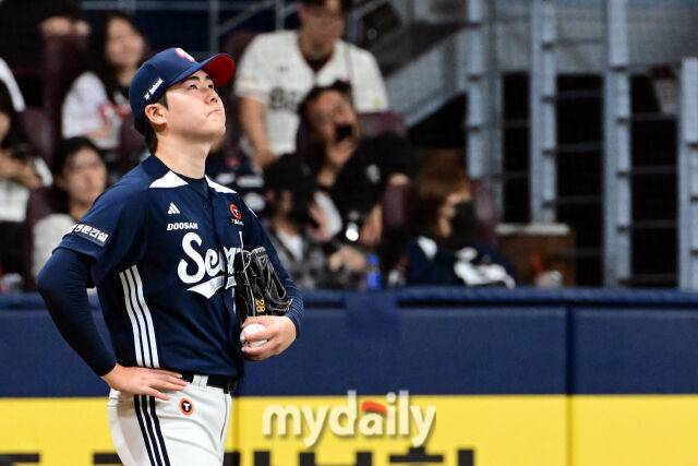 '연이틀 1-0 승리' 키움, 창단 18년 만에 '최초업적' 달성…'9안타 3볼넷 무득점' 두산, 이길 수가 없었다 [MD고척]