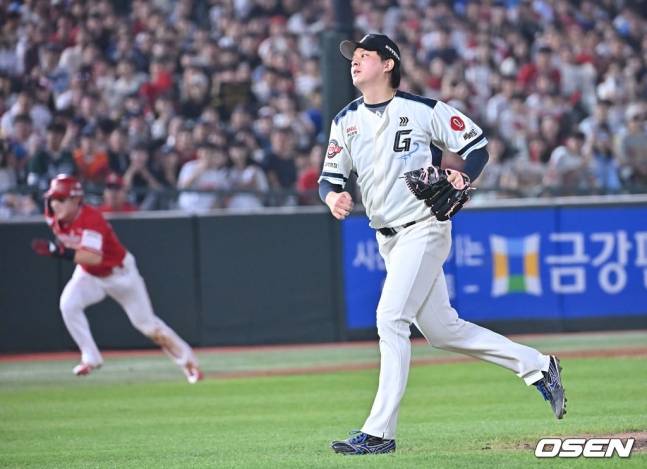 '나승엽 만루 병살타→김원중 폭투' 허둥지둥 롯데, 최근 5G 1승 4패→어느새 3연속 루징시리즈