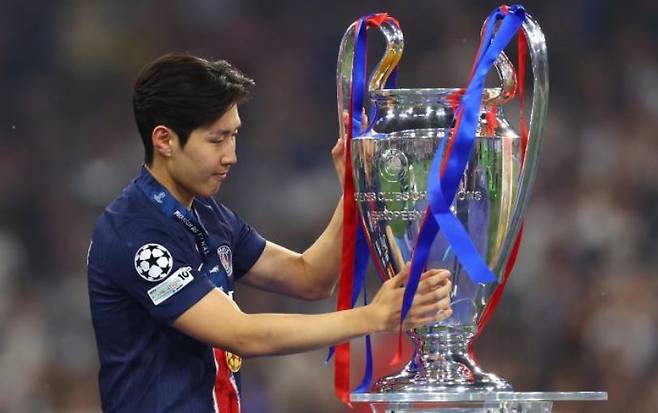 '韓 축구 치욕사 되려나' 이강인, 5순위 조커에서도 밀렸다…사실상 없는 선수 취급→나폴리-ATM 이적설 불 붙는다