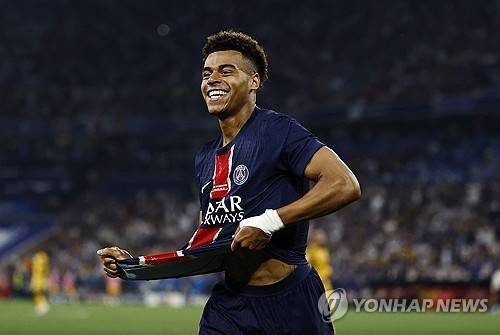 '韓 축구 치욕사 되려나' 이강인, 5순위 조커에서도 밀렸다…사실상 없는 선수 취급→나폴리-ATM 이적설 불 붙는다