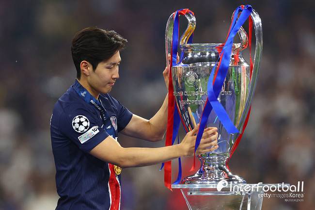 [UCL ISSUE] 이강인, 챔스 우승했지만 우승하지 않았다...UEFA