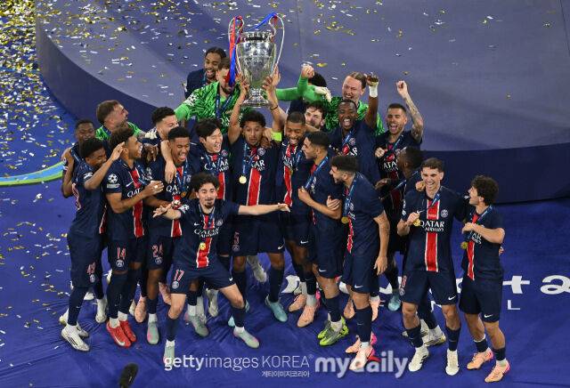 '도시 전체가 침묵에 휩싸였다'…PSG 챔피언스리그 우승에 좌절