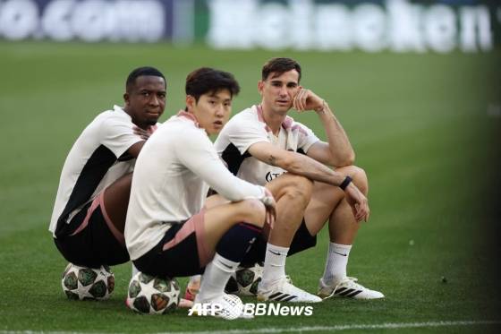 '충격' 이래서 이강인 UCL 출전 안 시켰네! PSG, 'LEE 매각' 선언... 나폴리행 가속화