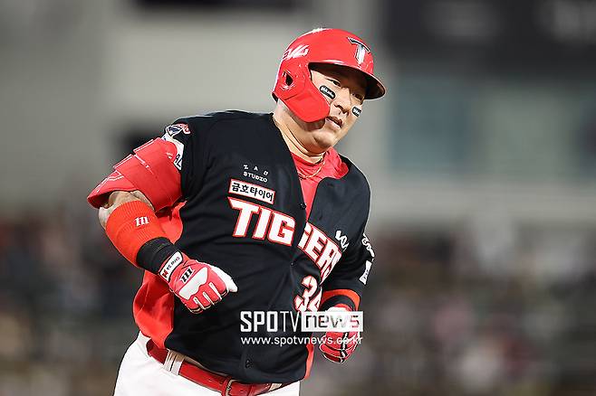 최형우 빠지고 3루수 위즈덤, 그보다 놀라운 3번 윤도현…달라진 KIA 5할 승률 재도전