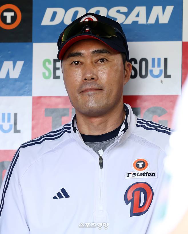 이승엽 감독 자진 사퇴한 뒤 두산 첫 경기, ‘허슬두 강조했지만···’ 무기력한 투·타에 3연패