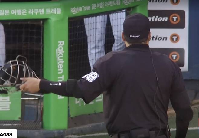 잠시 화장실 다녀온 ‘볼보이’→잠실 KIA-두산전 갑자기 ‘경기 중단’ 된 사연은? [SS현장속으로]