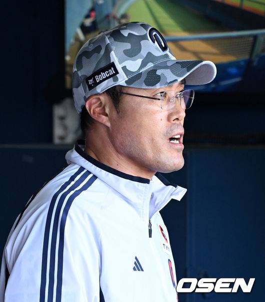 “인상 쓰지 마라, 준비된 선수만 쓴다” 감독대행 강력 메시지, 왜 78억 FA+고과 1위-도루왕에 기약 없는 2군행 통보했나