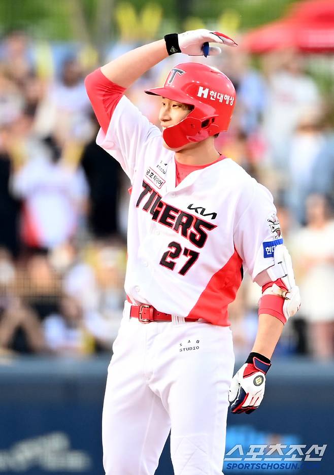 '놀랍다' 연봉 8000만원 백업의 반란, 예비 FA 밀어내다니…나성범 와도 이제는 모른다