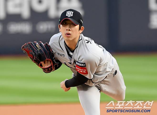 이럴수가. 국내 선발로만 벌써 20승이라니... 5선발이 연패도 끊고 1선발도 이긴다. 그래서 1위다[창원 포커스]