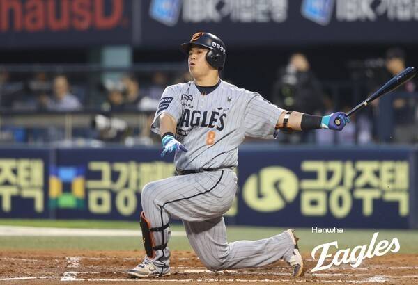 212억 투자해 '초호화 내야' 꾸렸는데...한화, '타격 2관왕 3루수+72억 2루수'의 동반 부진 어쩌나