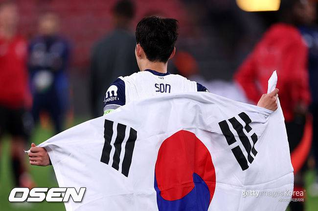 '160억 삭제' 이적료는 뚝…사우디는 손흥민에 2225억을 내민다