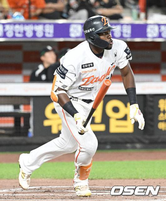이렇게 잘 치는데…방출했으면 어쩔 뻔 했나, 명장 믿음이 살린 플로리얼