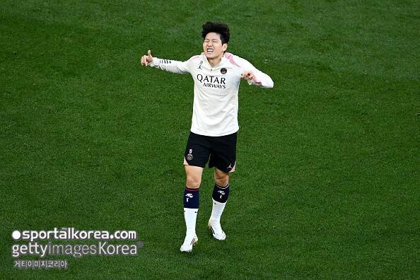 韓 경사 났다! 'SNS서 PSG 삭제' 이강인, 나폴리행 확실시…