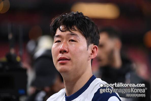 이럴 수가, 새 유니폼 모델까지 했는데?...'英 BBC 보도' 손흥민, 결국 토트넘 떠나 사우디 간다!