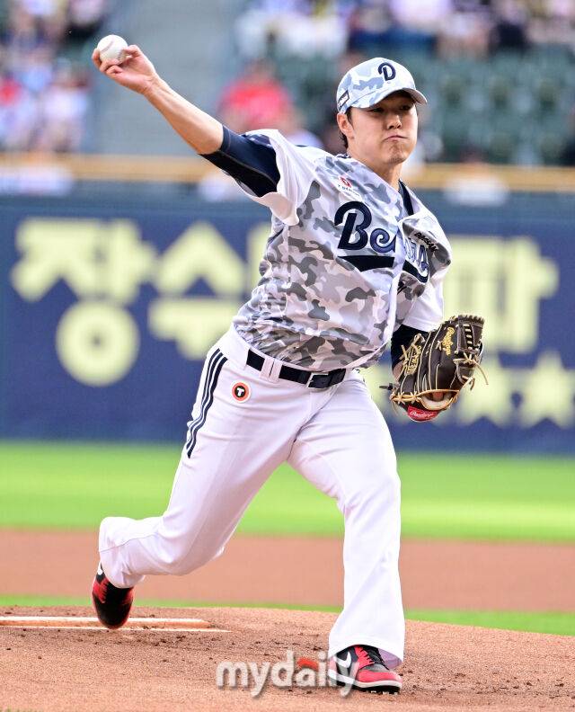 '초대형 트레이드' 주인공이 해냈다! 김민석 끝내기 안타, 조성환 대행에 '첫 승 선물'…두산 4연패 탈출 [MD잠실]