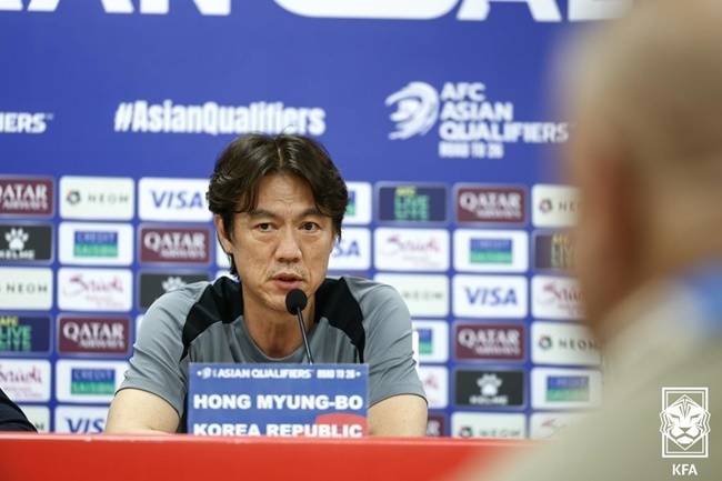 비상! 홍명보호 2위 됐다, 이라크전 승점 절실…‘올완 해트트릭’ 요르단, 오만 꺾고 B조 선두 등극