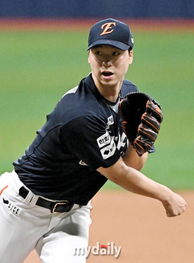 KIA 스마일가이만큼 빛났던 한화 29세 사이드암 KKKKKKKKK…류현진·문동주 없는 한화 선발진 ‘안 죽는다’[MD광주]