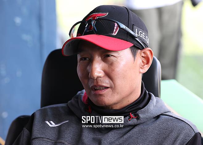 LG의 변심? 한 달 전에는