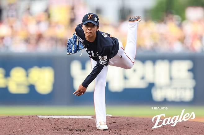 하늘이 KIA를 외면하고, 한화를 향해 웃었다… 연장 10회 이진영 극적 결승타, 한화 선두 탈환하러 간다 [광주 게임노트]