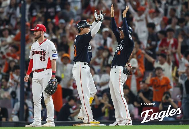 '1점 차 승리→1위 LG와 0.5G 차' 김경문 감독