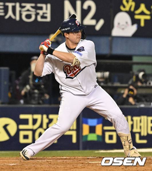 ‘4G 무안타 침묵’ 11년째 거포 기대주 또 2군행…그런데 왜 감독대행 자책했나 “내가 선수를 잘못 올렸다”